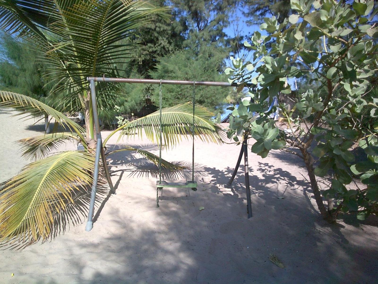 Mangrove Beach Sanyang Exterior foto